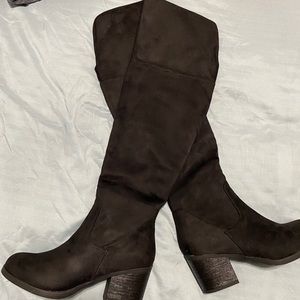 Journee collection thigh high boot in suede